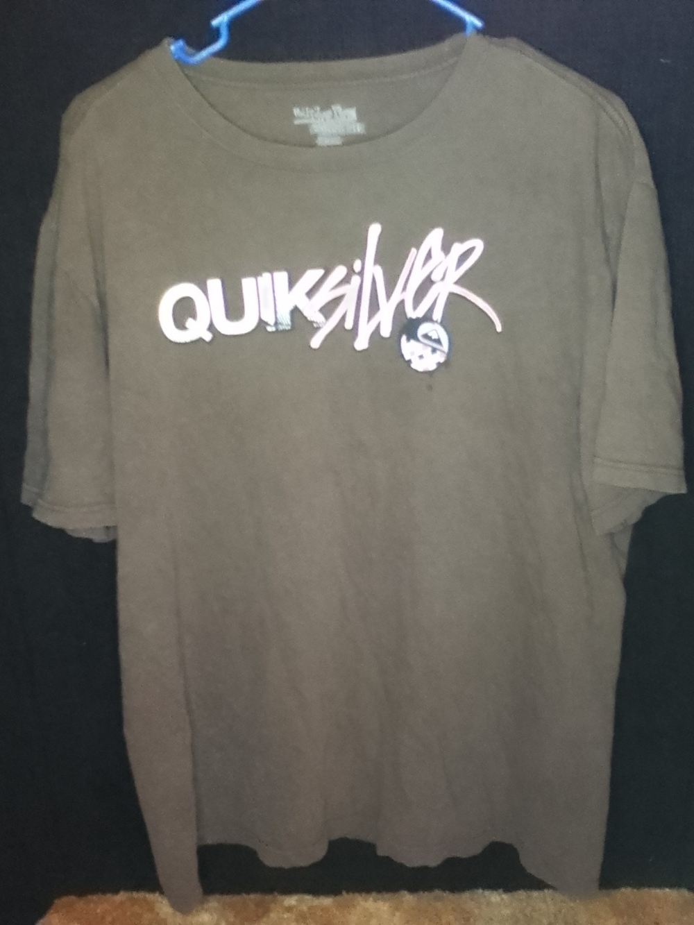 Quiksilver Brown Short-Sleeve Logo Tee with Pink Accents Men's Xl